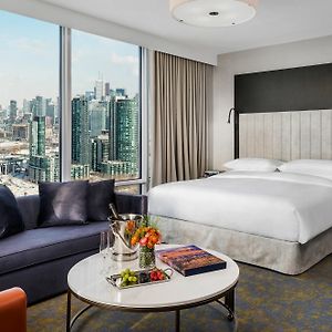 Corner King Room